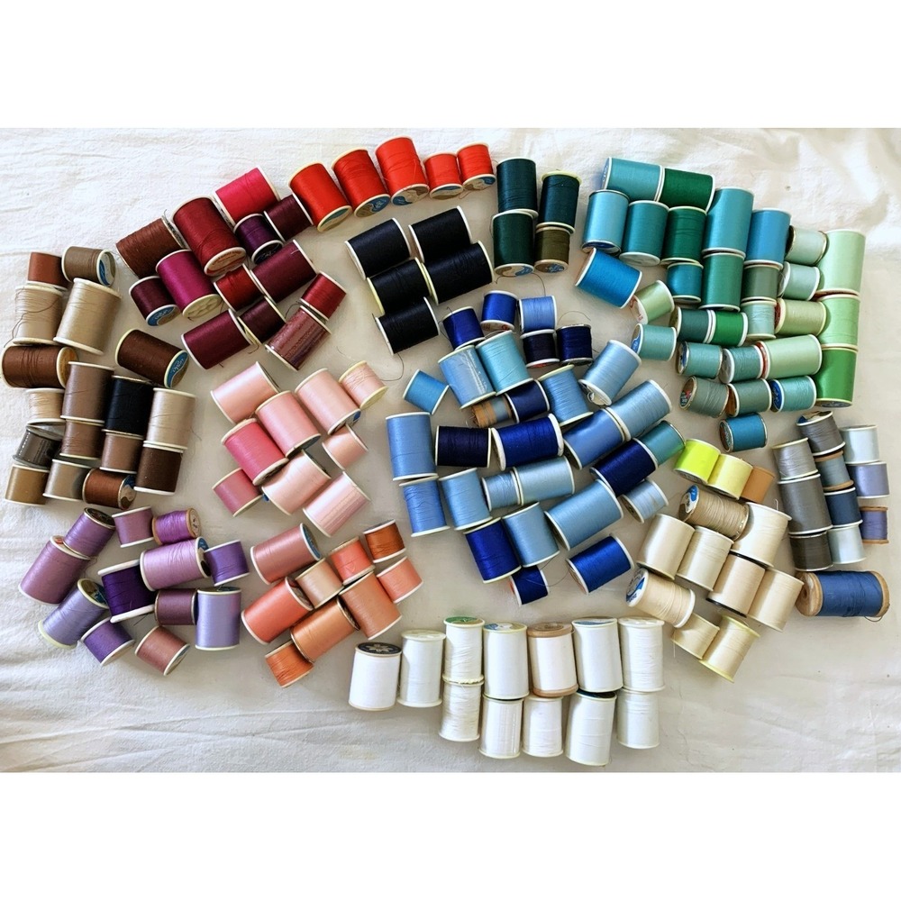166 Wood, Plastic Thread Spools General Crafts, Sewing MANY Colors 5+lbs Vtg Lot